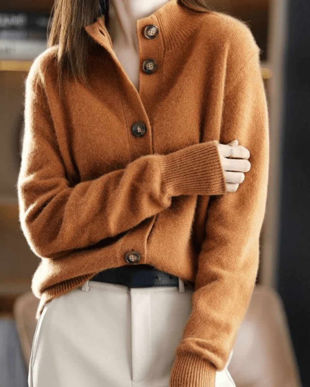 Adèle | Chic Buttoned Cardigan