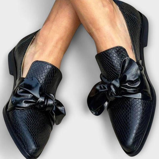 Sofia | Bow Moccasins