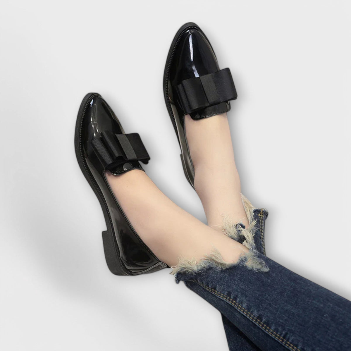 Léonie | Patent Leather Loafers with Bow