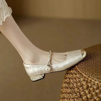 Daisy | Bridal Moccasins