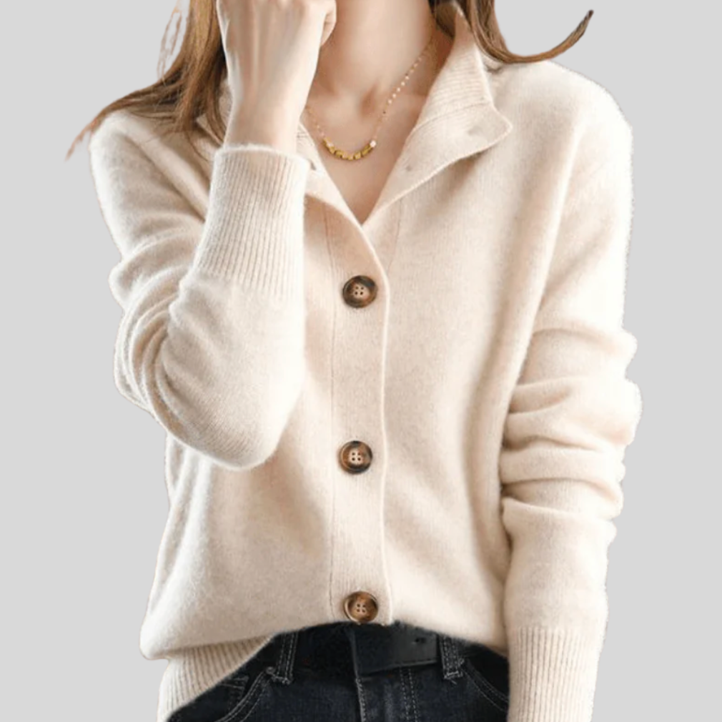 Adèle | Chic Buttoned Cardigan