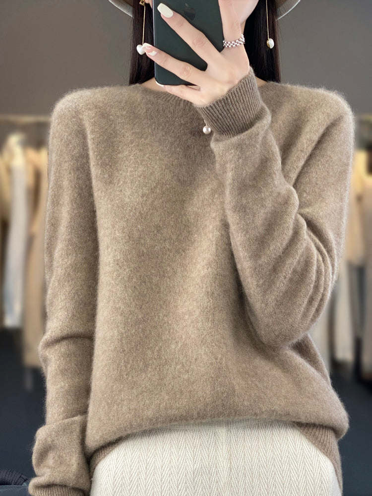 Émilie | Soft Minimalist Sweater