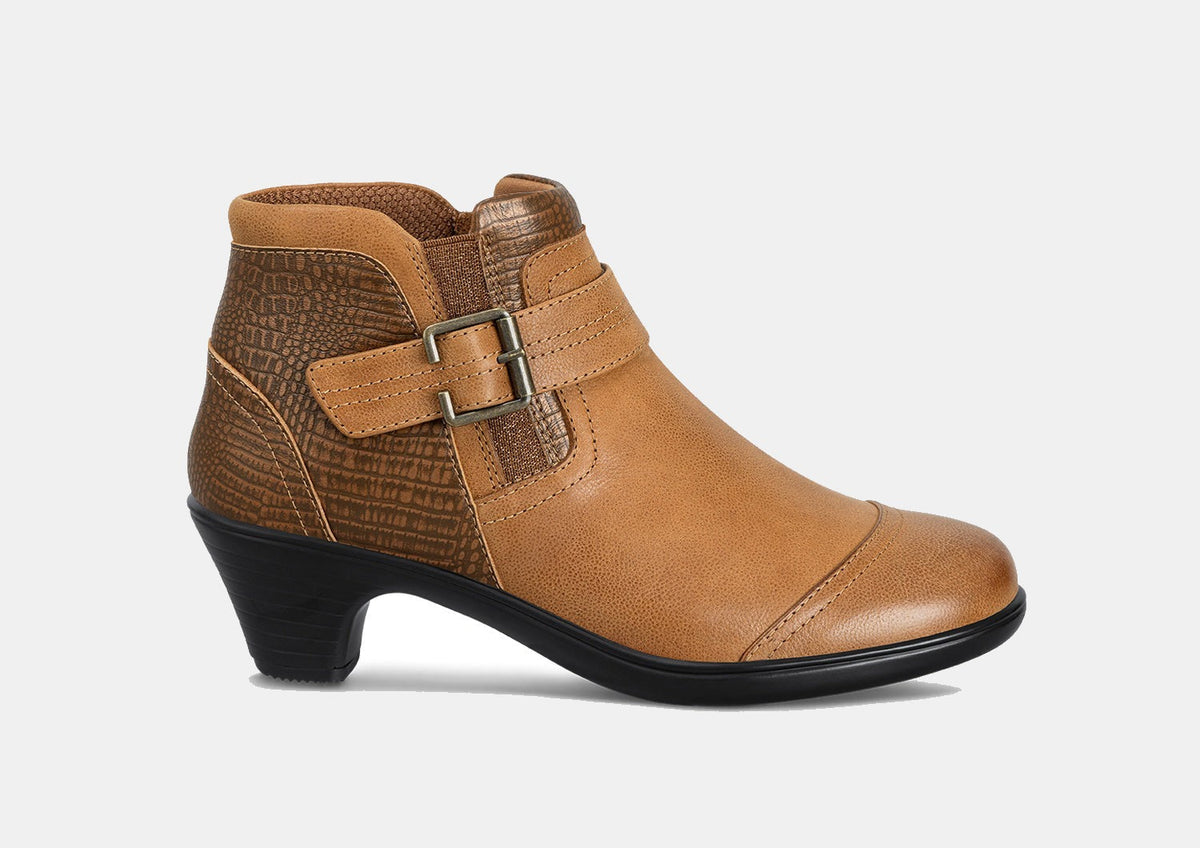 Emma – Natural Warmth in Elegant Brown