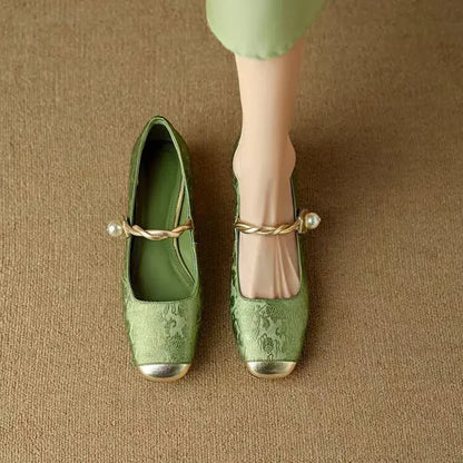 Daisy | Bridal Moccasins