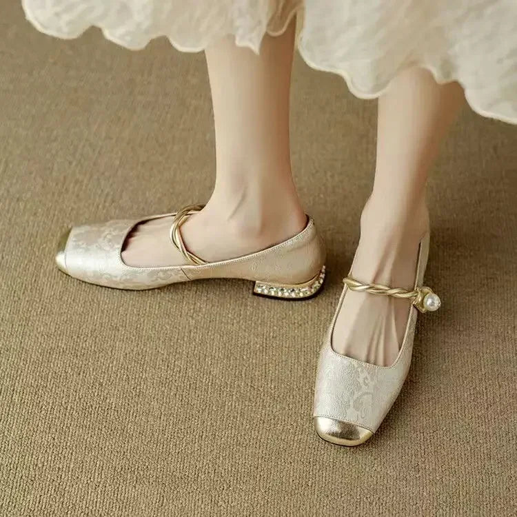 Daisy | Bridal Moccasins