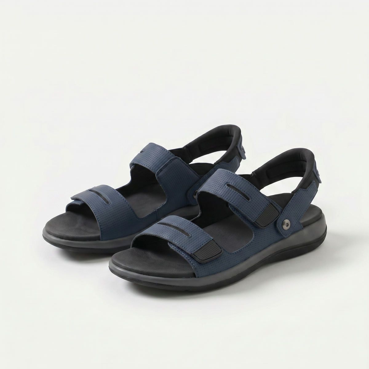 Luna - The Lightweight Comfort Sandal for